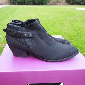 New Dolce Vita leather women's boots size 8.5 NWOB